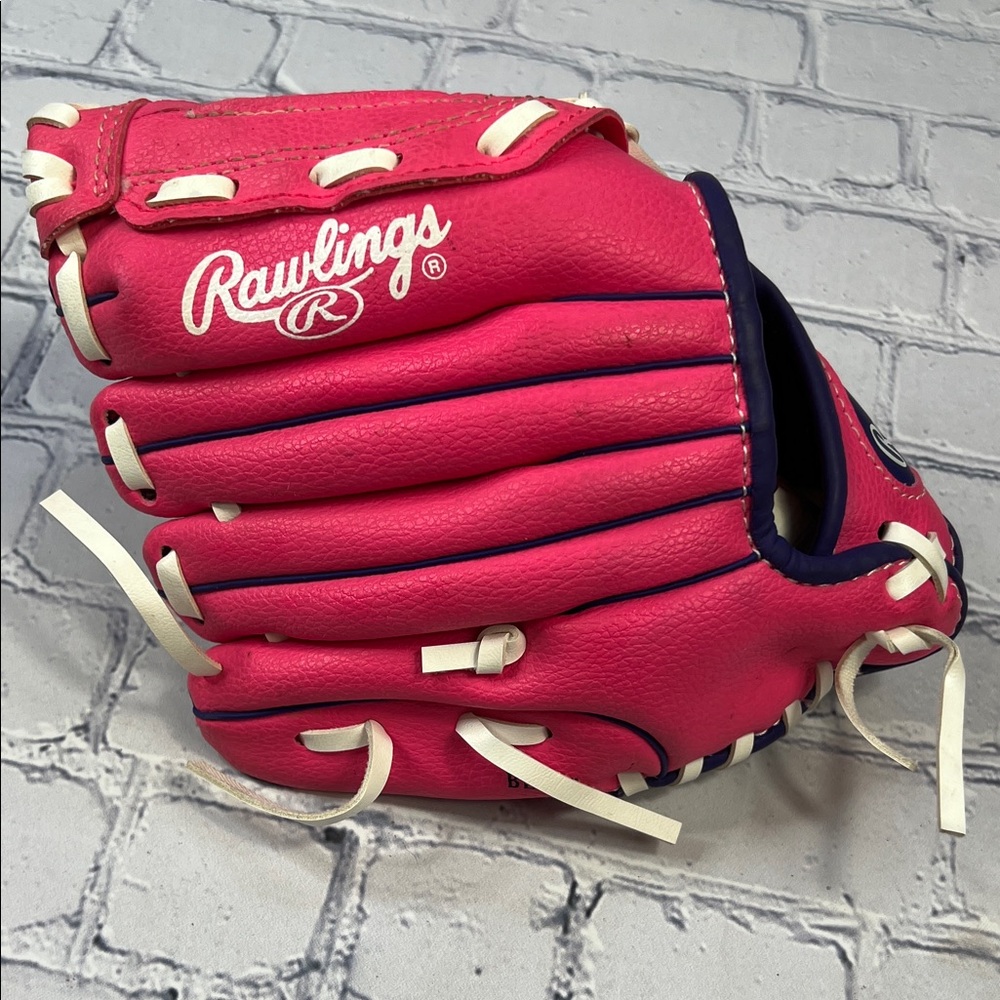 Rawlings Vibrant Pink and White Glove